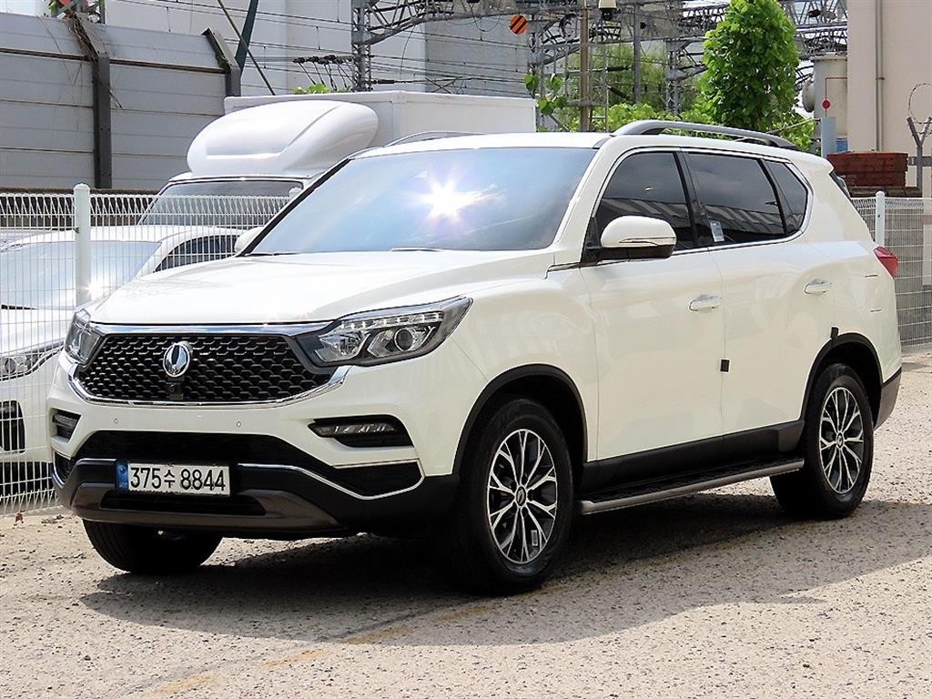 KG모빌리티(쌍용) 렉스턴 G4렉스턴 디젤 2.2 2WD 마제스티 이미지 2