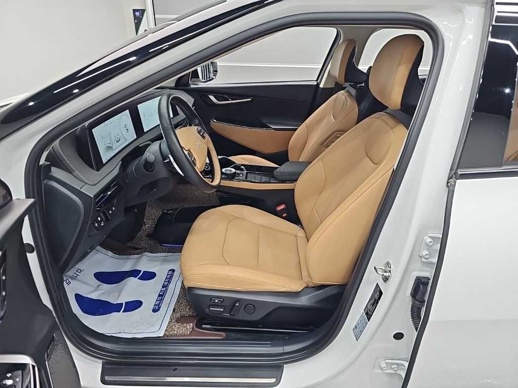 기아 EV6 롱레인지 AWD 어스 이미지 11
