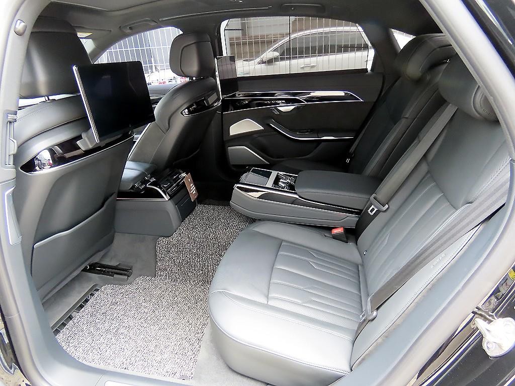 아우디 A8 A8 (D5) 55 TFSI 콰트로 LWB 이미지 6