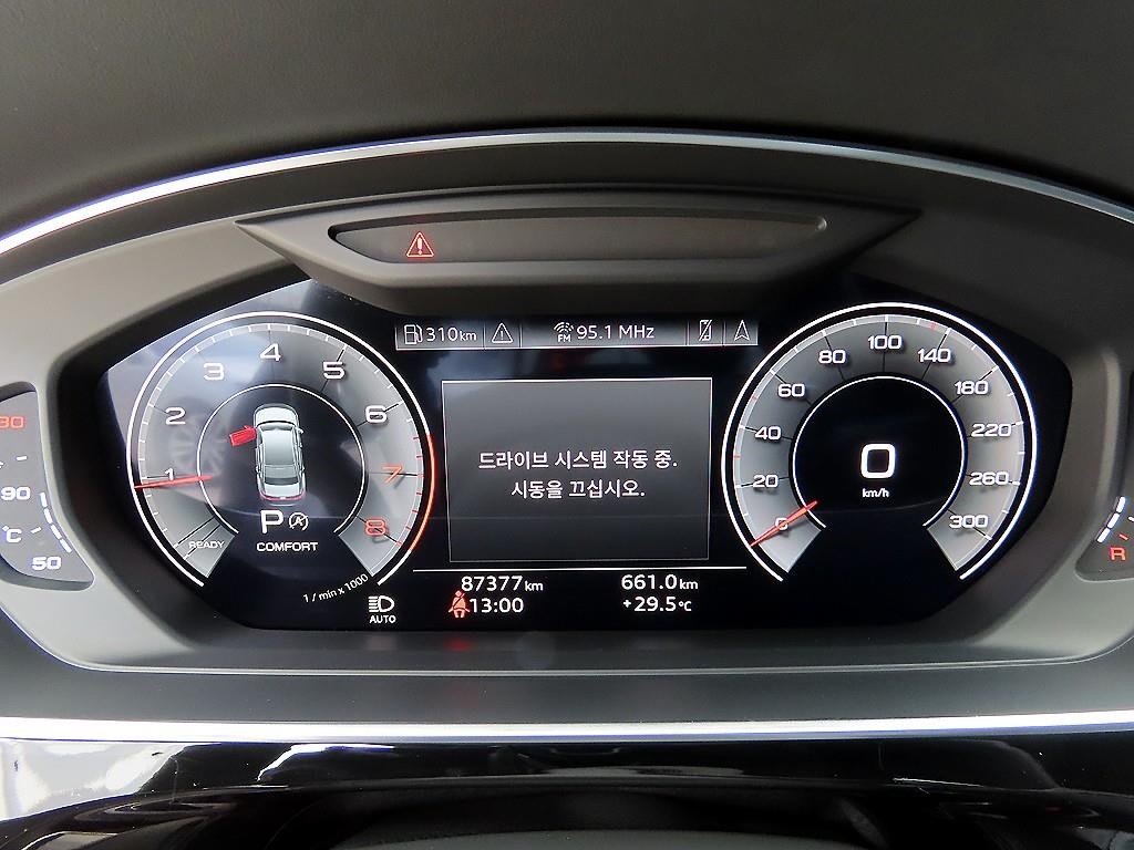아우디 A8 A8 (D5) 55 TFSI 콰트로 LWB 이미지 9