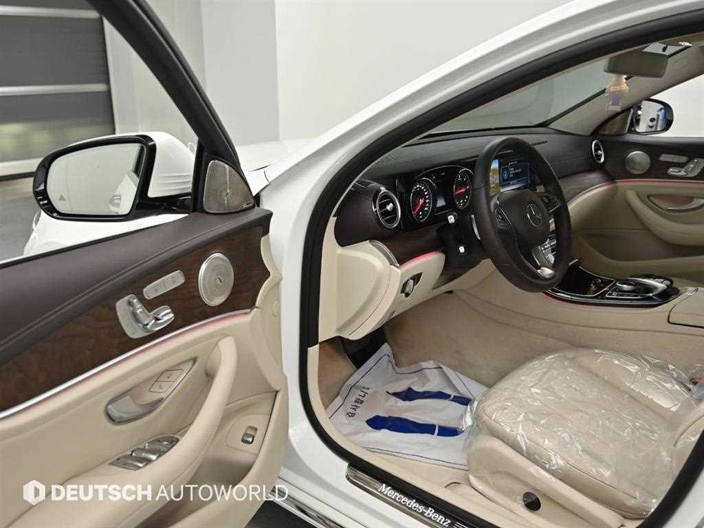 벤츠 E 클래스 E-클래스 W213 E220d 익스클루시브 이미지 11