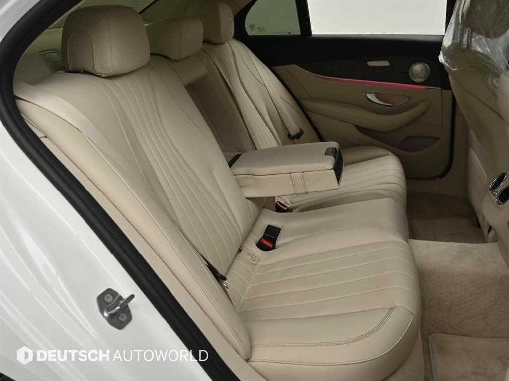 벤츠 E 클래스 E-클래스 W213 E220d 익스클루시브 이미지 12