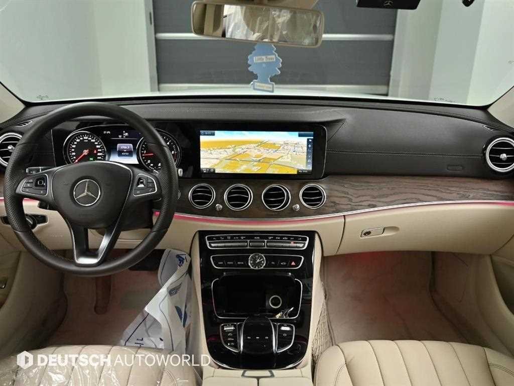 벤츠 E 클래스 E-클래스 W213 E220d 익스클루시브 이미지 7