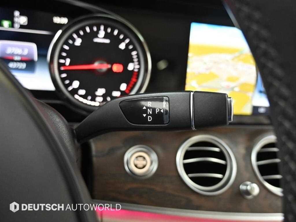벤츠 E 클래스 E-클래스 W213 E220d 익스클루시브 이미지 9