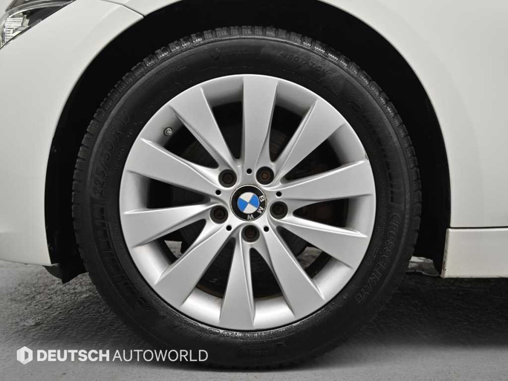 BMW 3시리즈 3시리즈 (F30) 320d 이미지 5