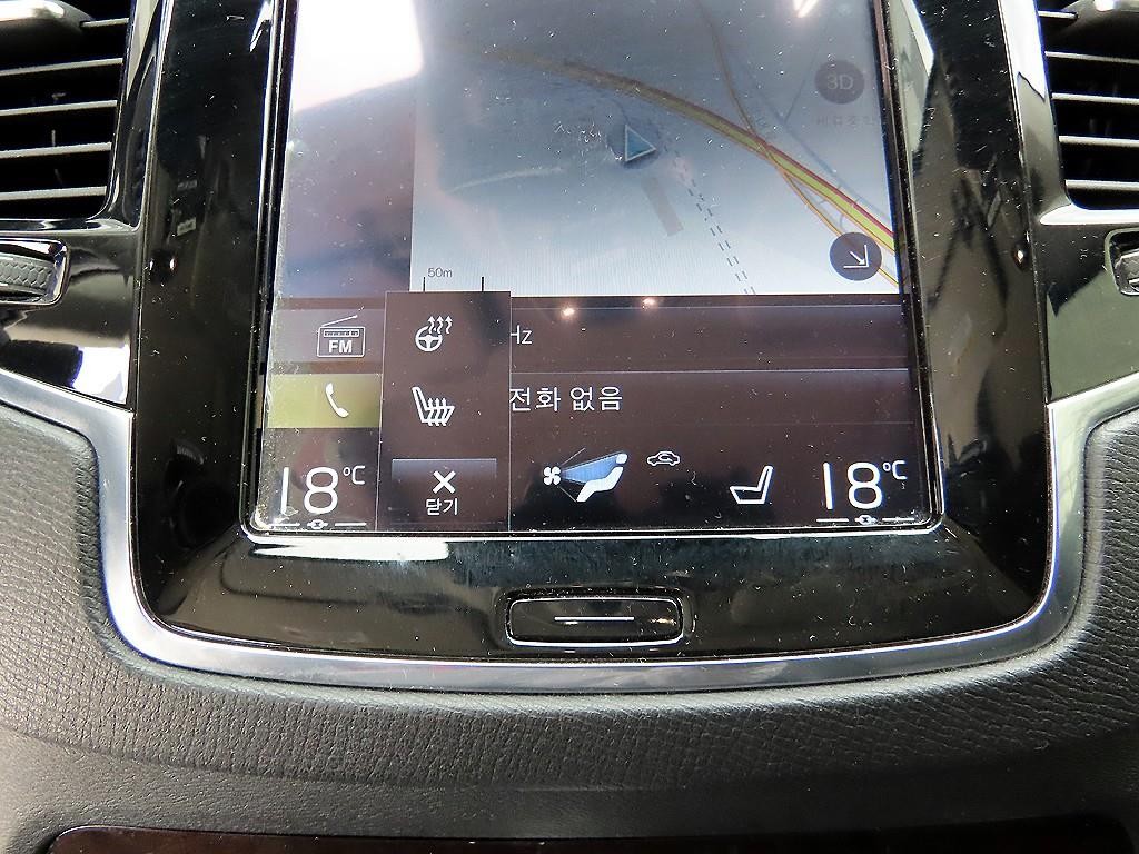 볼보 XC90 XC90 2세대 2.0 D5 AWD 모멘텀 이미지 14