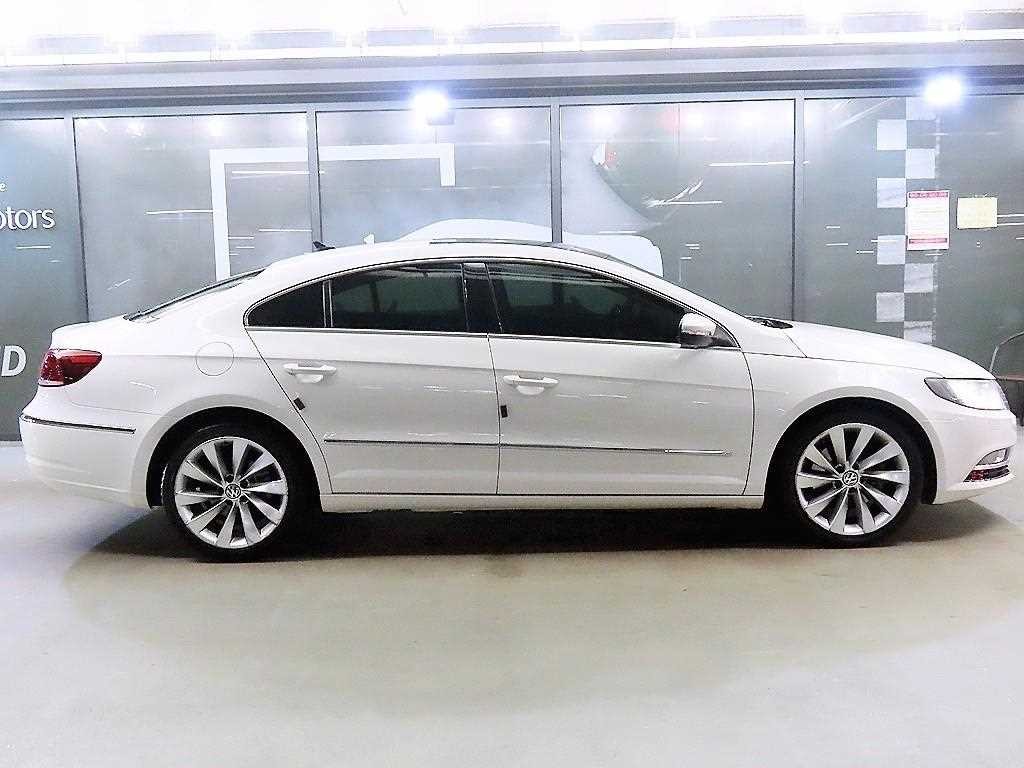 폭스바겐 CC 뉴 CC 2.0 TDI 블루모션 R라인 이미지 3