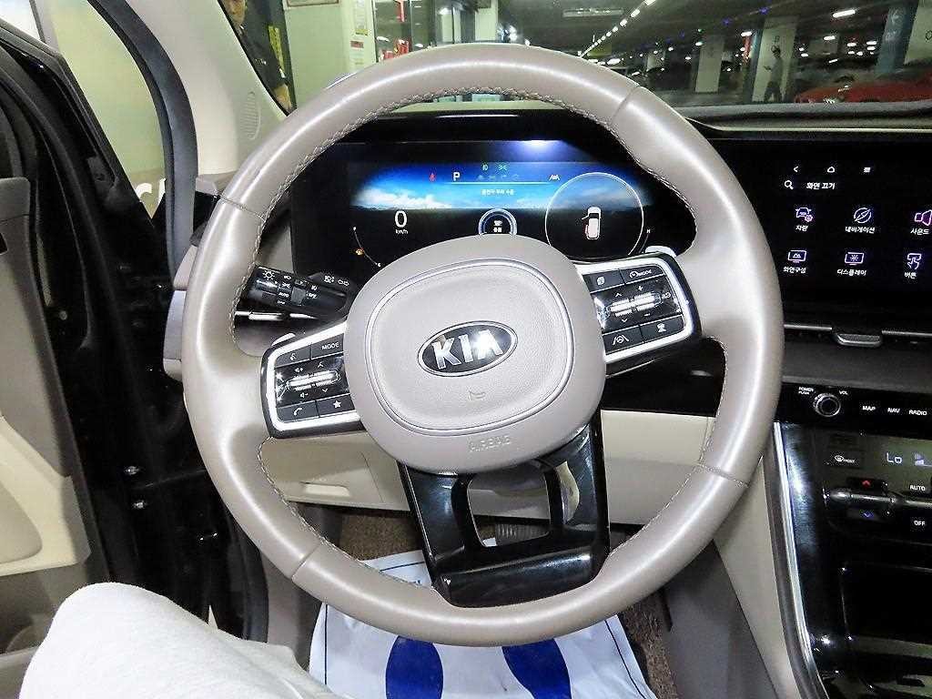 기아 카니발 카니발 4세대 가솔린 7인승 시그니처 이미지 14