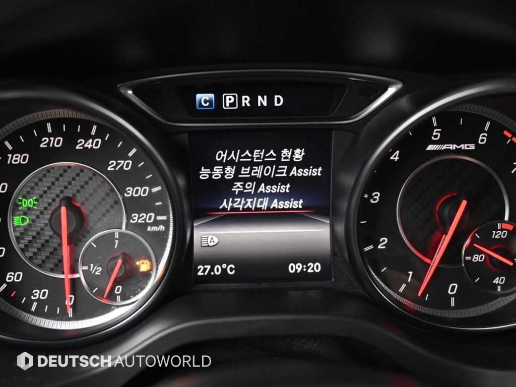 벤츠 GLA 클래스 GLA클래스 X156 GLA45 AMG 4MATIC 이미지 17