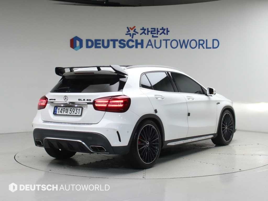 벤츠 GLA 클래스 GLA클래스 X156 GLA45 AMG 4MATIC 이미지 2