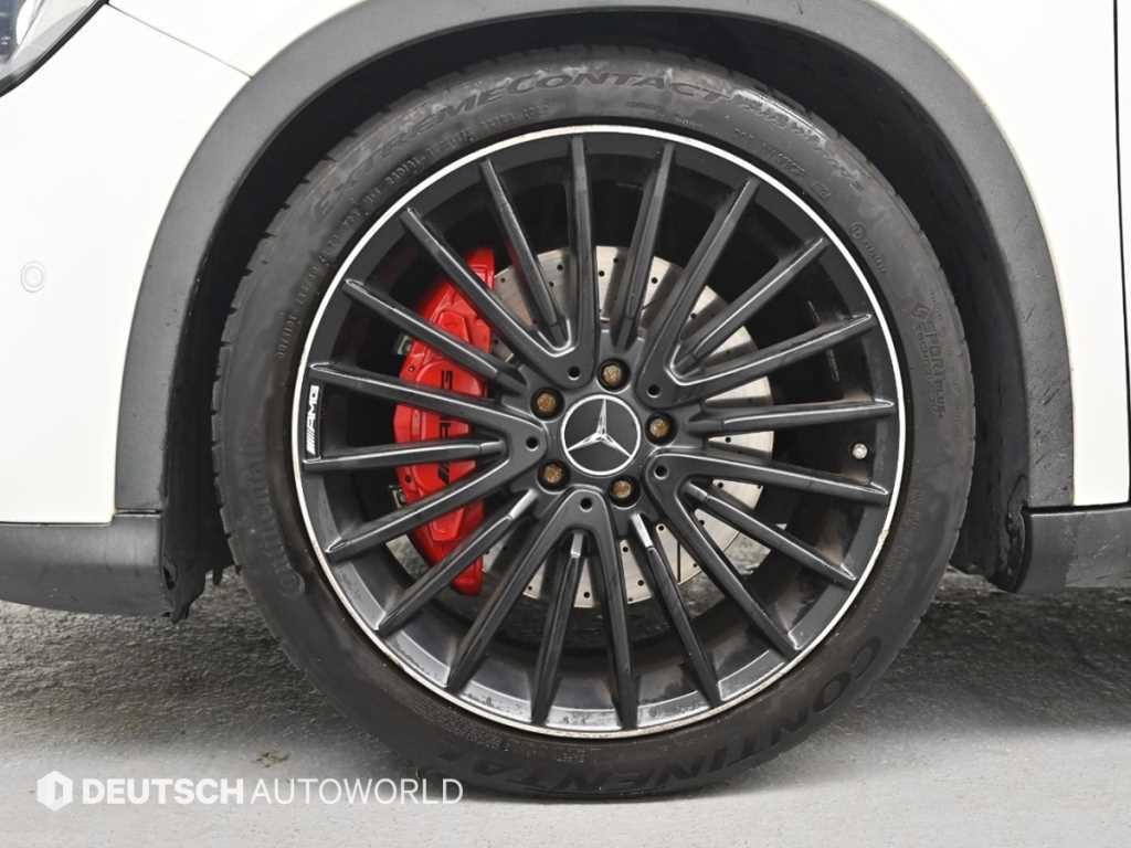 벤츠 GLA 클래스 GLA클래스 X156 GLA45 AMG 4MATIC 이미지 5