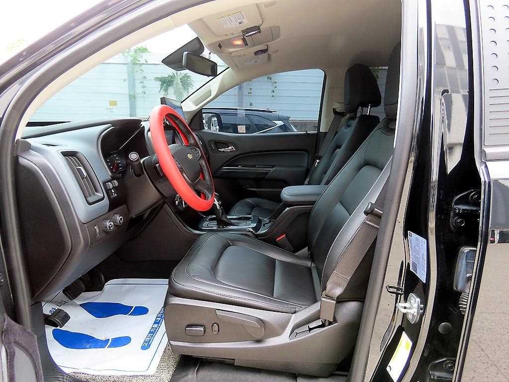 쉐보레 콜로라도 리얼 뉴 콜로라도 3.6 Z71-X 4WD 이미지 5