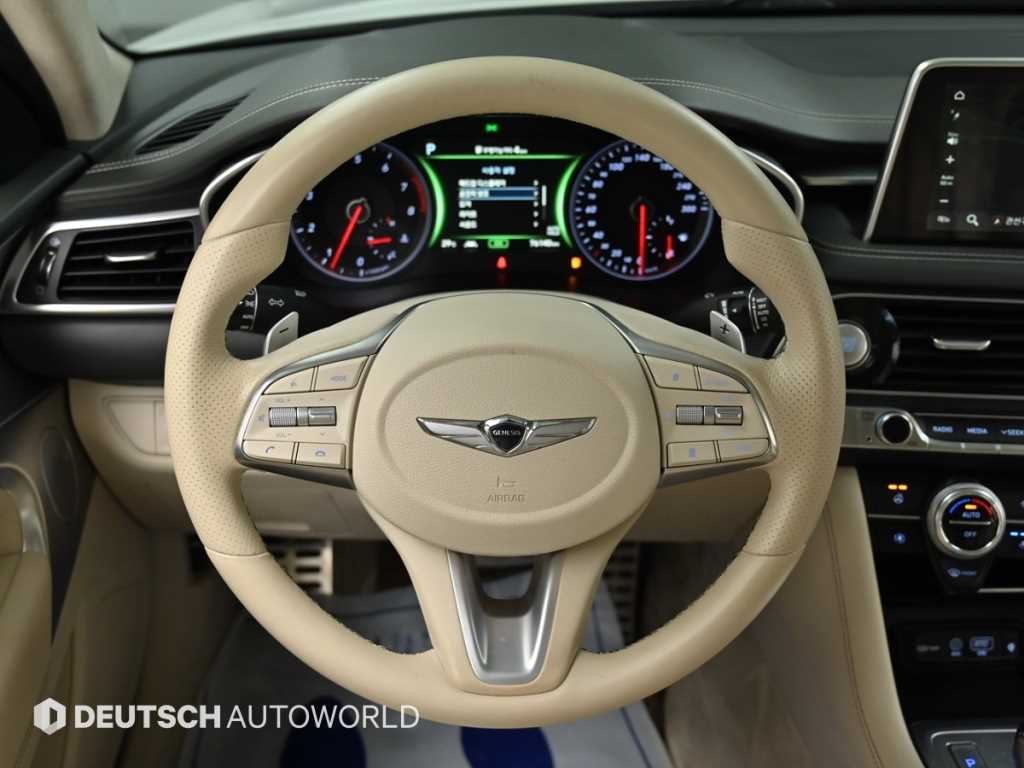 제네시스 G70 2.0T AWD 스포츠 패키지 이미지 13