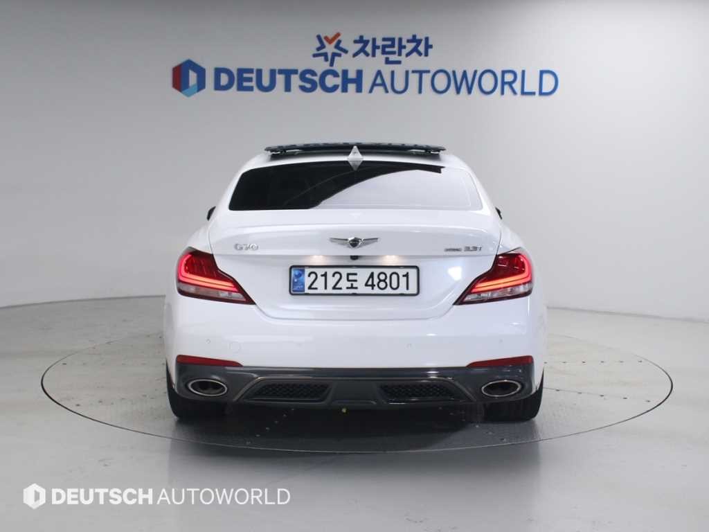 제네시스 G70 2.0T AWD 스포츠 패키지 이미지 4