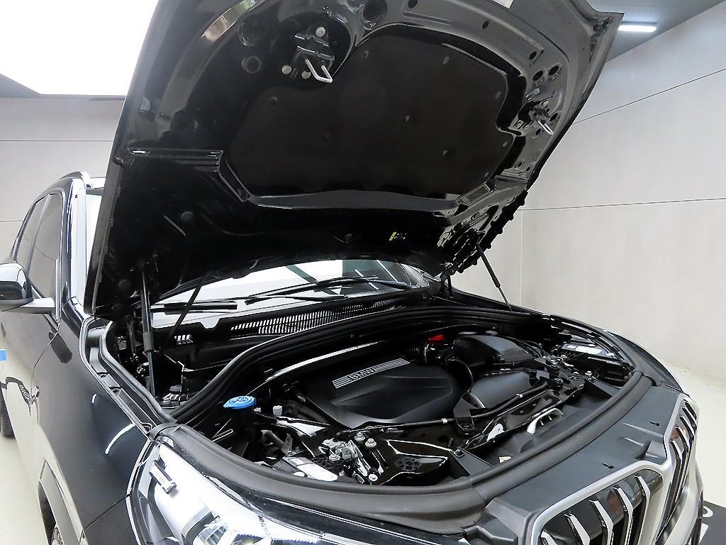 BMW X1 X1 (U11) sDrive 18d M 스포츠 이미지 19