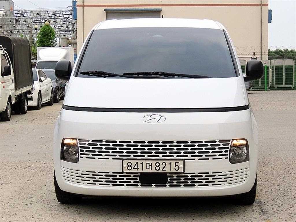 현대 스타리아 2WD 디젤 카고 스마트 5인승 이미지 1
