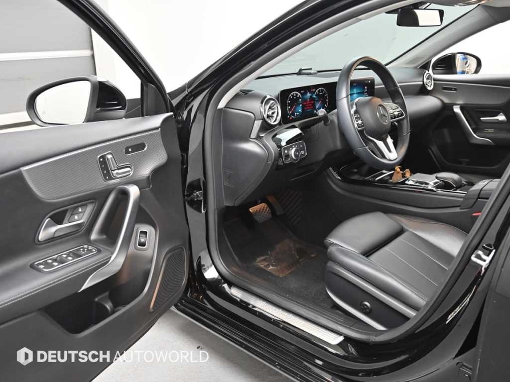 벤츠 A 클래스 A클래스 W177 A220 세단 이미지 11