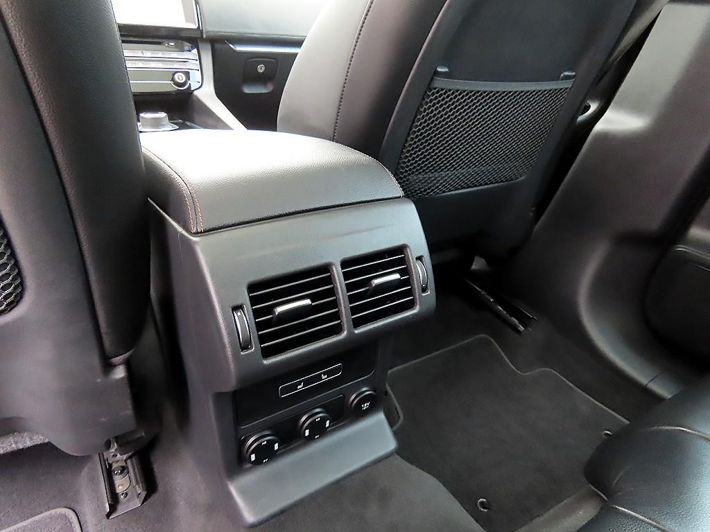 재규어 F-PACE 20d 프레스티지 이미지 15