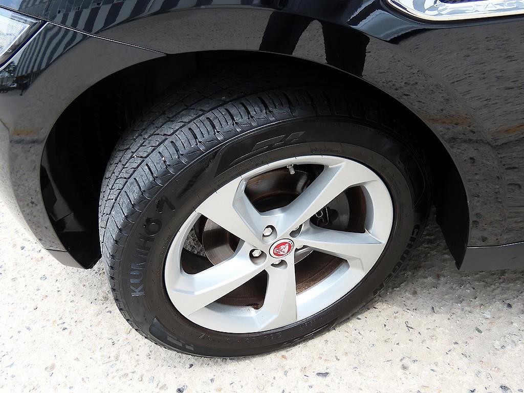 재규어 F-PACE 20d 프레스티지 이미지 20