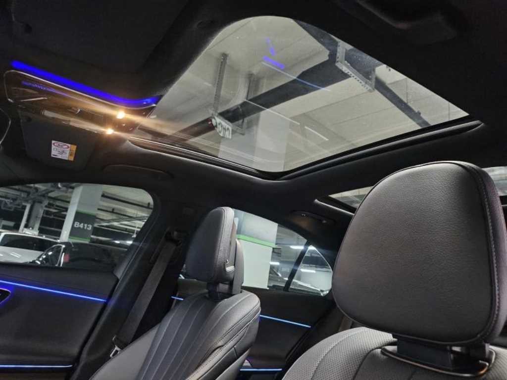 벤츠 E 클래스 E-클래스 W214 E300 4MATIC 익스클루시브 이미지 16