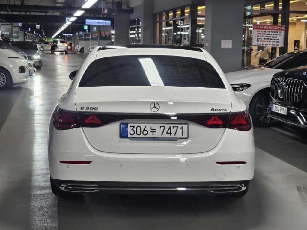 벤츠 E 클래스 E-클래스 W214 E300 4MATIC 익스클루시브 이미지 3