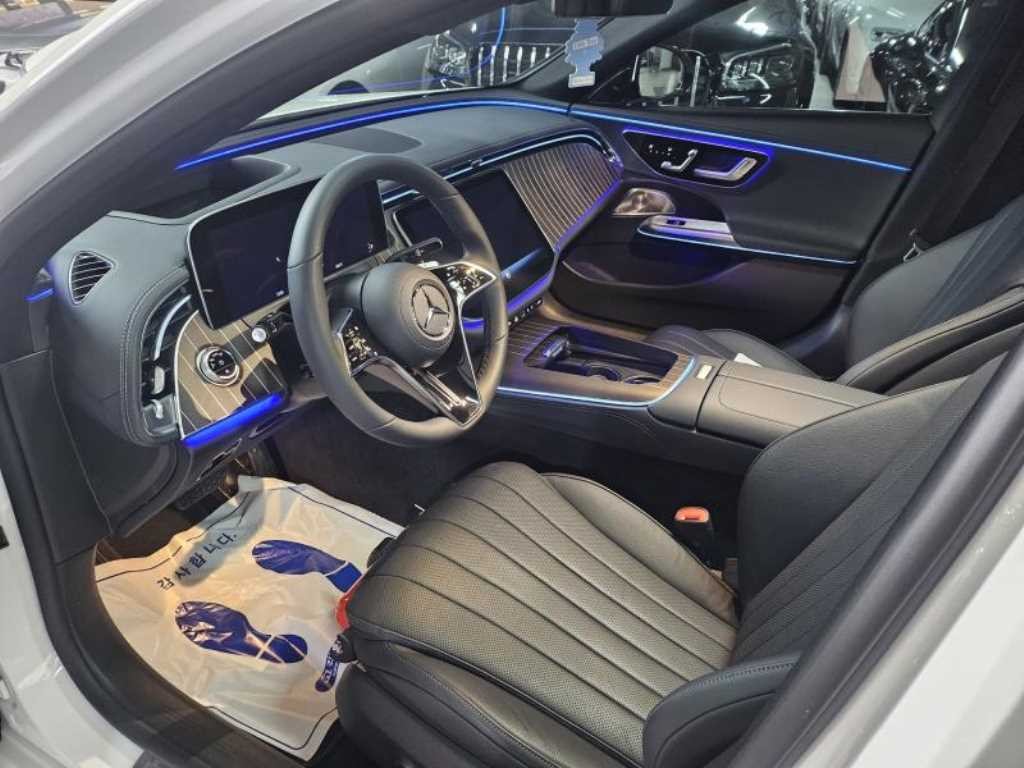 벤츠 E 클래스 E-클래스 W214 E300 4MATIC 익스클루시브 이미지 5