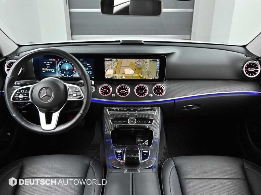 벤츠 E 클래스 E-클래스 W213 E300 4MATIC 아방가르드 이미지 7