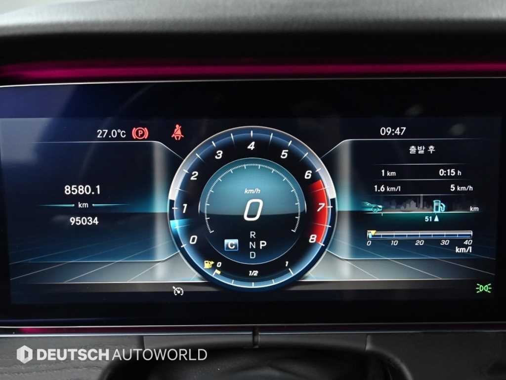 벤츠 E 클래스 E-클래스 W213 E300 4MATIC 아방가르드 이미지 8