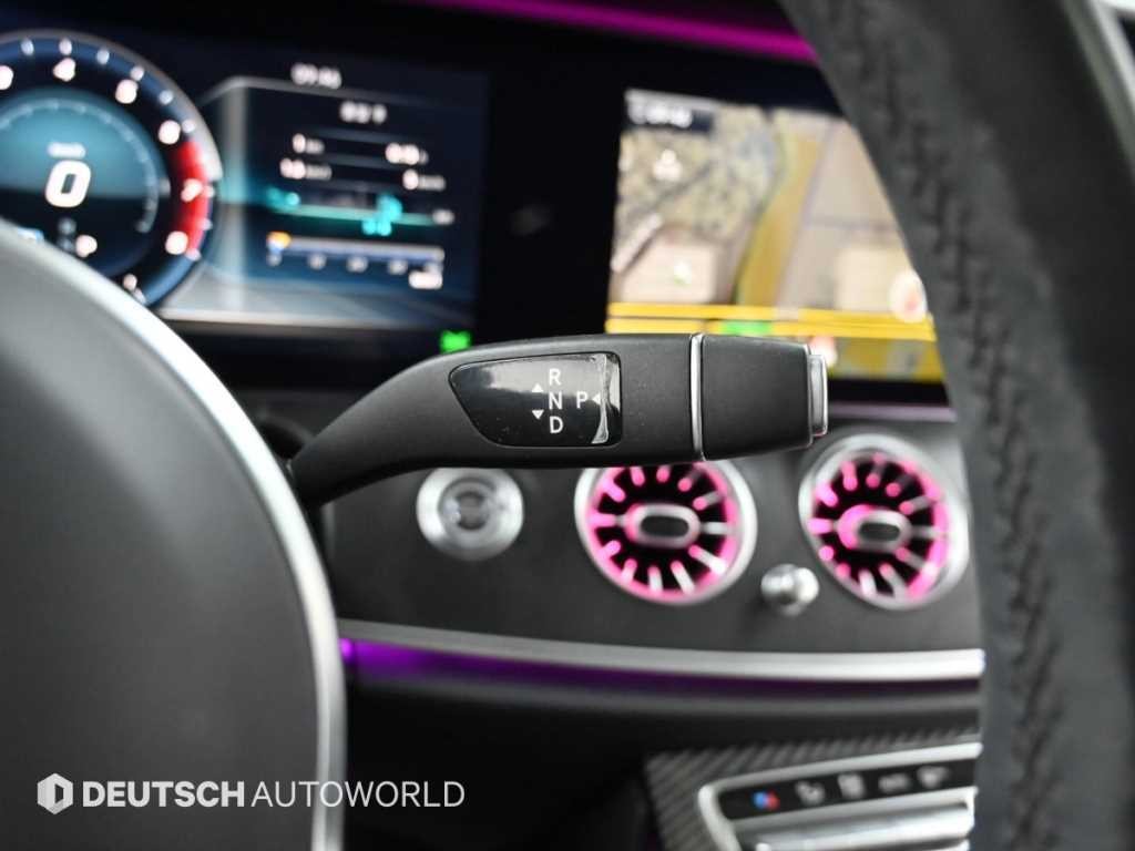 벤츠 E 클래스 E-클래스 W213 E300 4MATIC 아방가르드 이미지 9
