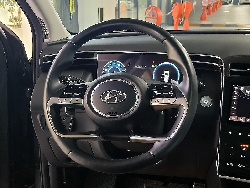 현대 투싼 투싼 하이브리드(NX4) 2WD 인스퍼레이션 이미지 9