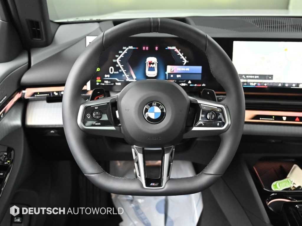 BMW 5시리즈 5시리즈 (G60) 530i xDrive M 스포츠 이미지 13