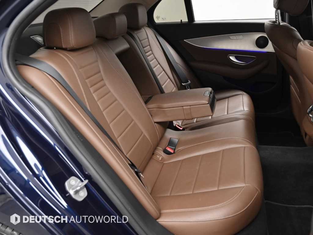 벤츠 E 클래스 E-클래스 W213 E300 AMG LINE 이미지 12
