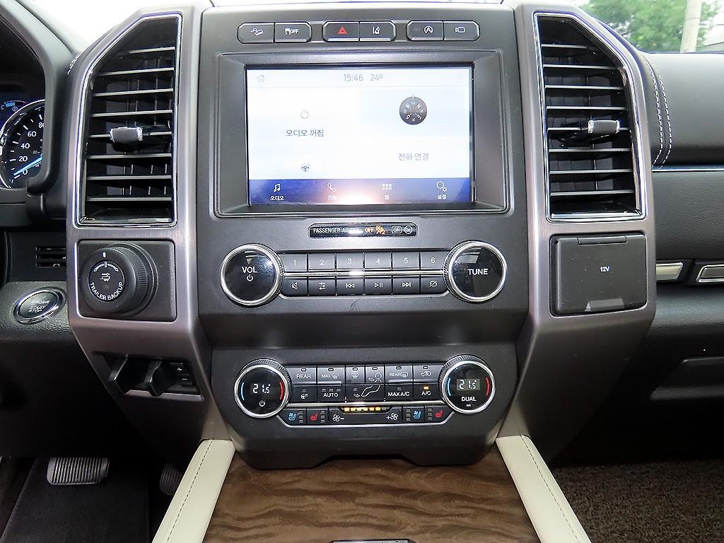 포드 익스피디션 3.5 EcoBoost Platinum 이미지 12