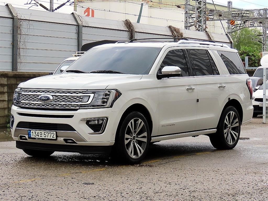 포드 익스피디션 3.5 EcoBoost Platinum 이미지 2