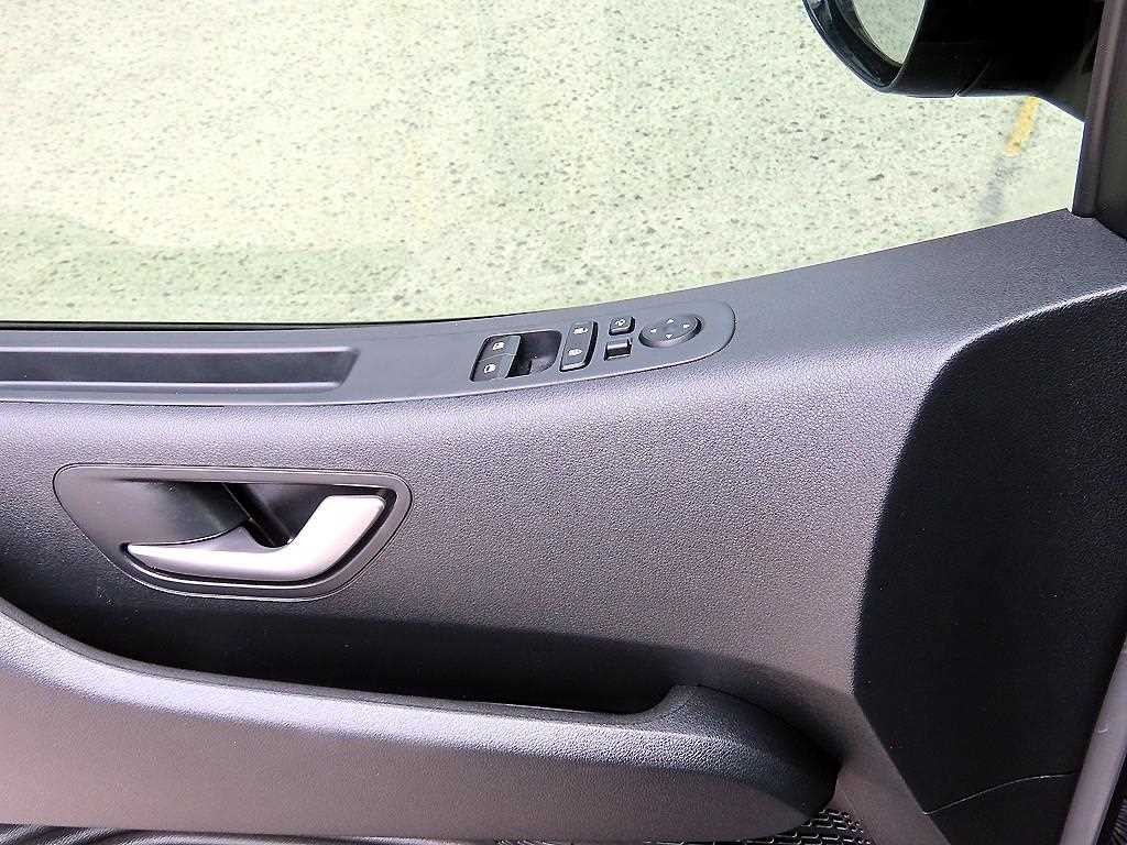 현대 스타리아 2WD 디젤 카고 모던 5인승 이미지 12