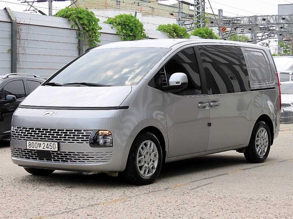 현대 스타리아 2WD 디젤 카고 모던 5인승 이미지 3