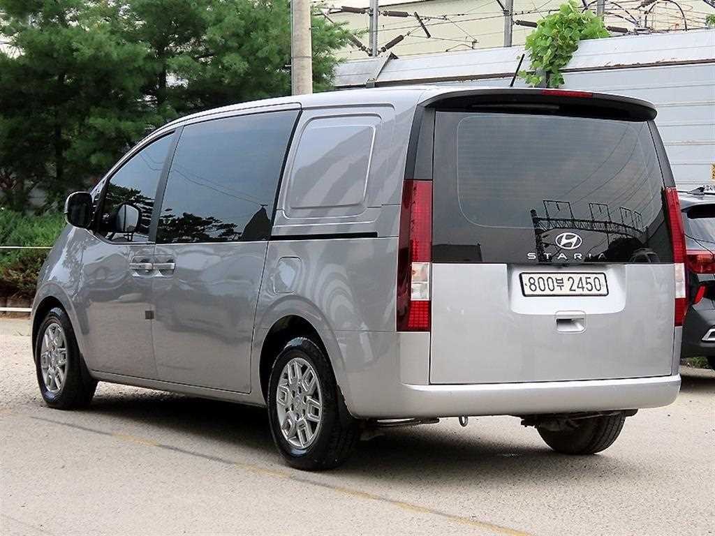 현대 스타리아 2WD 디젤 카고 모던 5인승 이미지 4