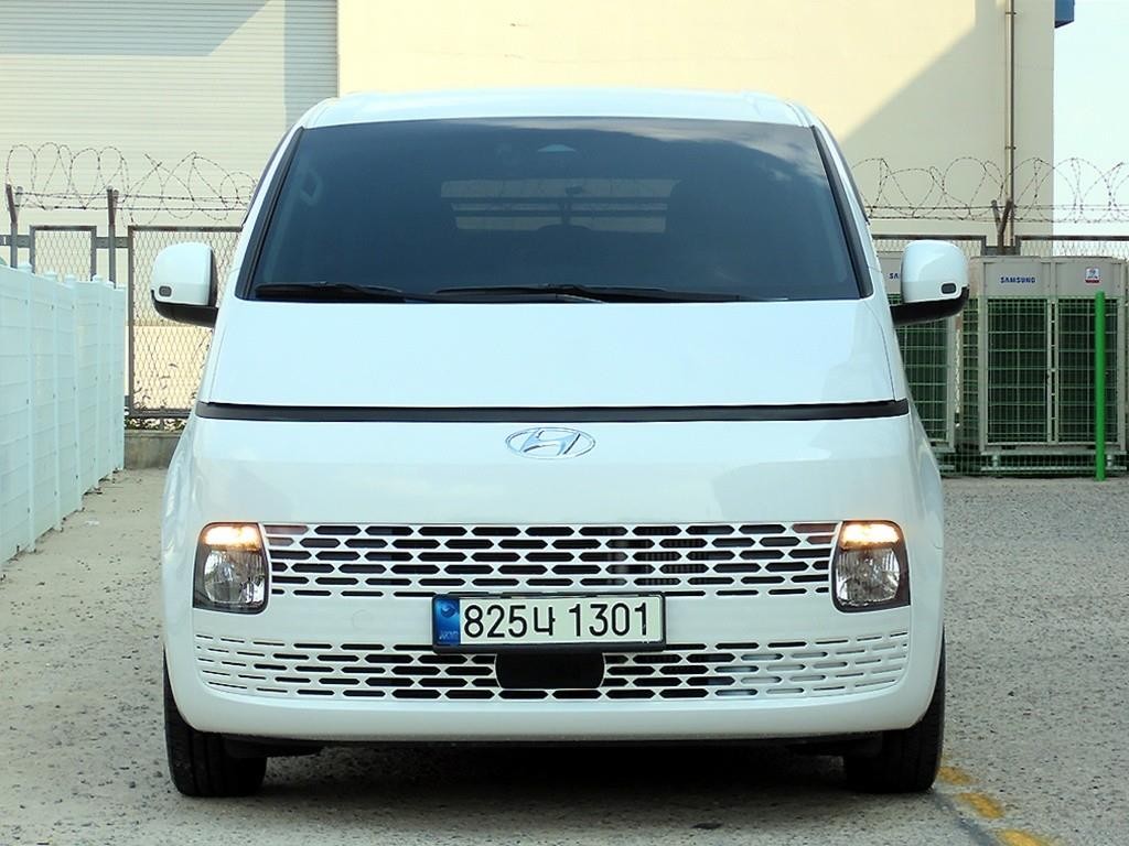 현대 스타리아 2WD 디젤 카고 모던 5인승 이미지 1