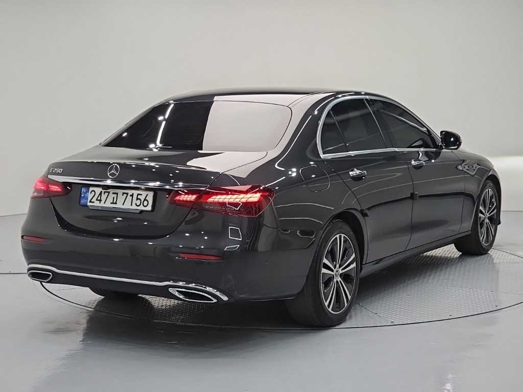 벤츠 E 클래스 E-클래스 W213 E250 아방가르드 이미지 4