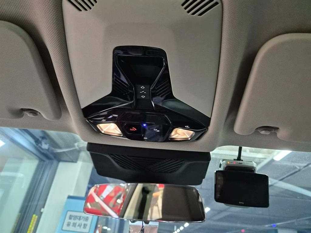 BMW X1 X1 (U11) sDrive 20i xLine 이미지 14