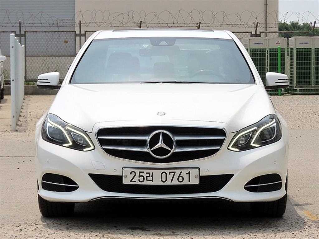 벤츠 E 클래스 E-클래스 W212 E220 블루텍 아방가르드 이미지 1