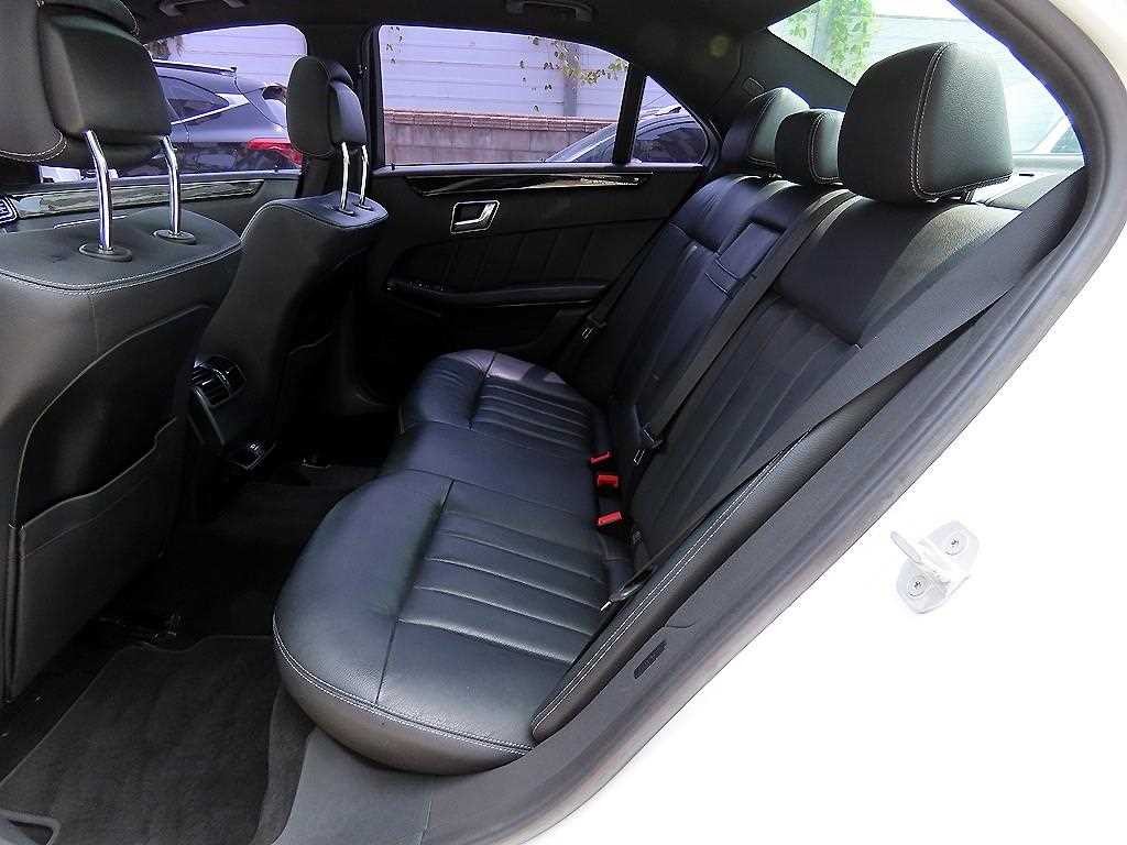 벤츠 E 클래스 E-클래스 W212 E220 블루텍 아방가르드 이미지 6