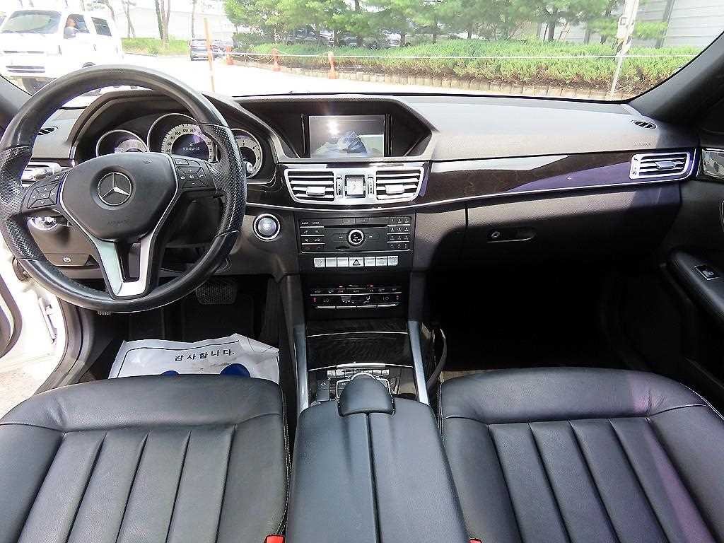 벤츠 E 클래스 E-클래스 W212 E220 블루텍 아방가르드 이미지 7