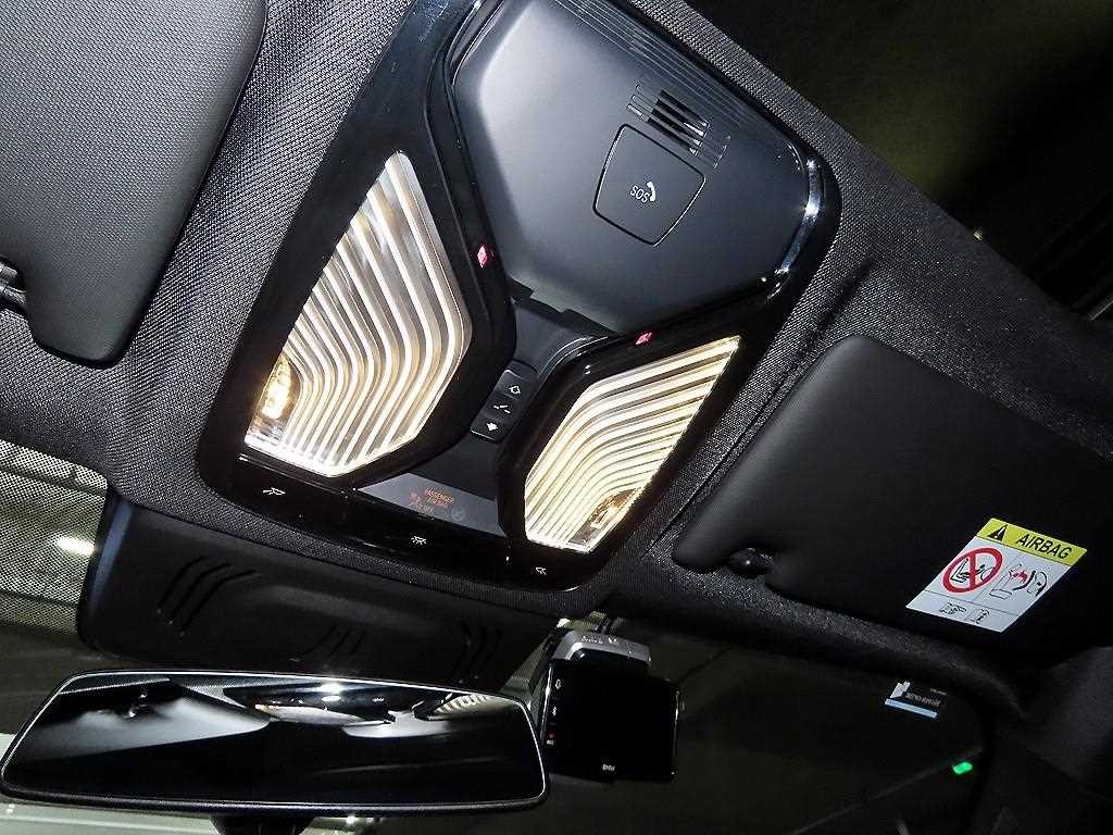 BMW 3시리즈 3시리즈 (G20) 320i M 스포츠 이미지 16