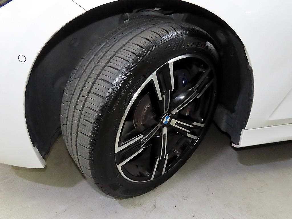 BMW 3시리즈 3시리즈 (G20) 320i M 스포츠 이미지 20