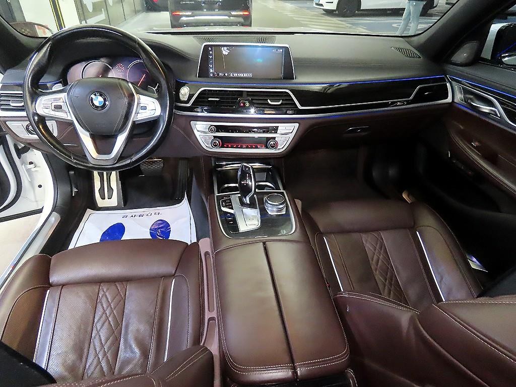 BMW 7시리즈 7시리즈 (G11) 740d xDrive M 스포츠 이미지 10