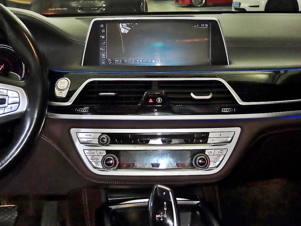 BMW 7시리즈 7시리즈 (G11) 740d xDrive M 스포츠 이미지 11