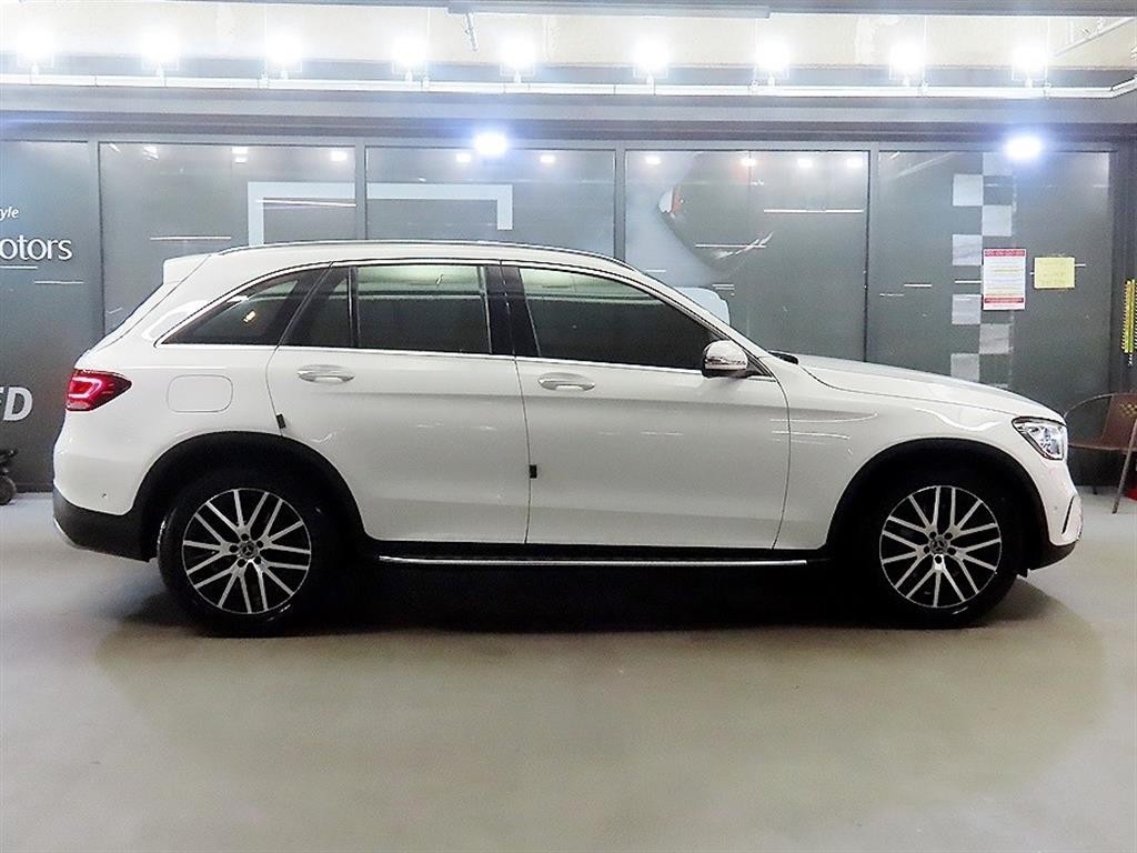 벤츠 GLC 클래스 GLC클래스 X253 GLC 220 d 4MATIC 이미지 3