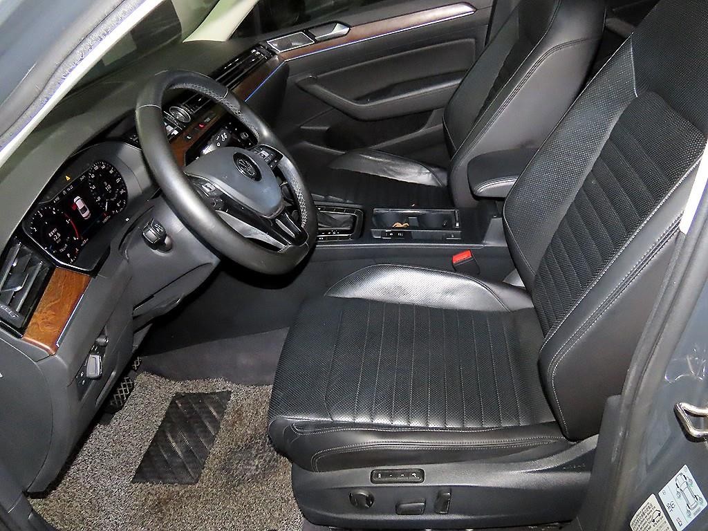 폭스바겐 파사트 파사트GT(B8) 2.0 TDI 4모션 프레스티지 이미지 6