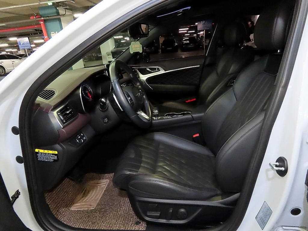 제네시스 G70 2.2D AWD 엘리트 이미지 6